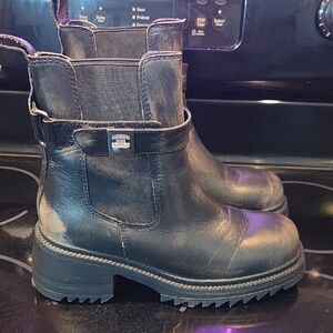 Steve Madden Black Leather Chelsea Lug Ankle Boots